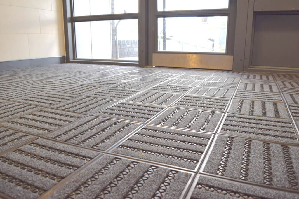 How to Choose the Right Entrance Matting