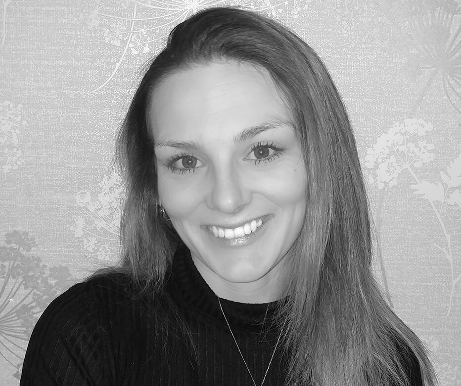 Amber Gilbert – Under The Microscope